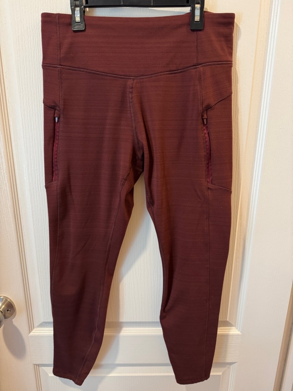 Avia Maroon High-Waist Leggings with Zipper Pockets
